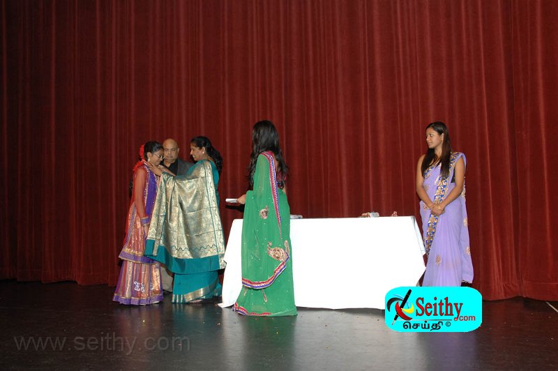 Jaffna-Hindu121013Toronto (110).jpg